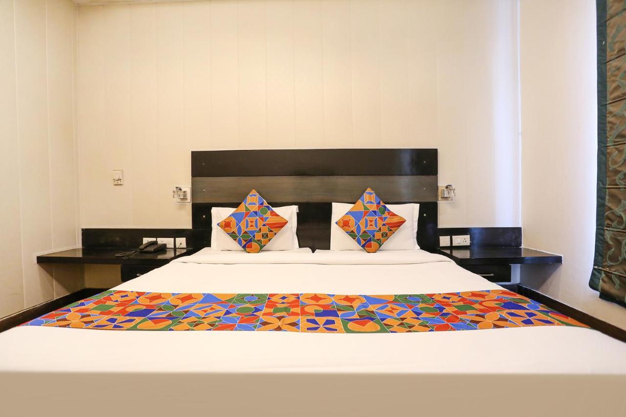 Fabhotel Posh Classic Gurgaon Eksteriør billede