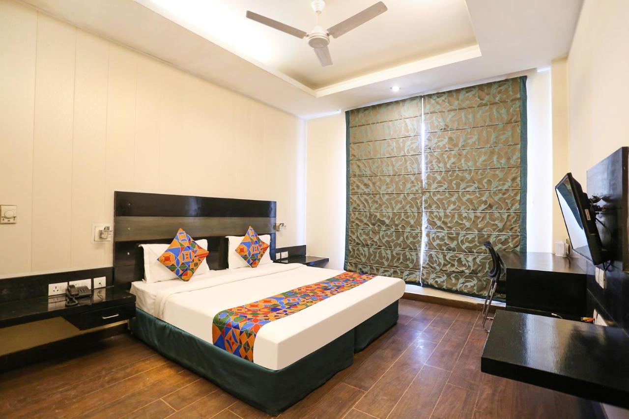 Fabhotel Posh Classic Gurgaon Eksteriør billede