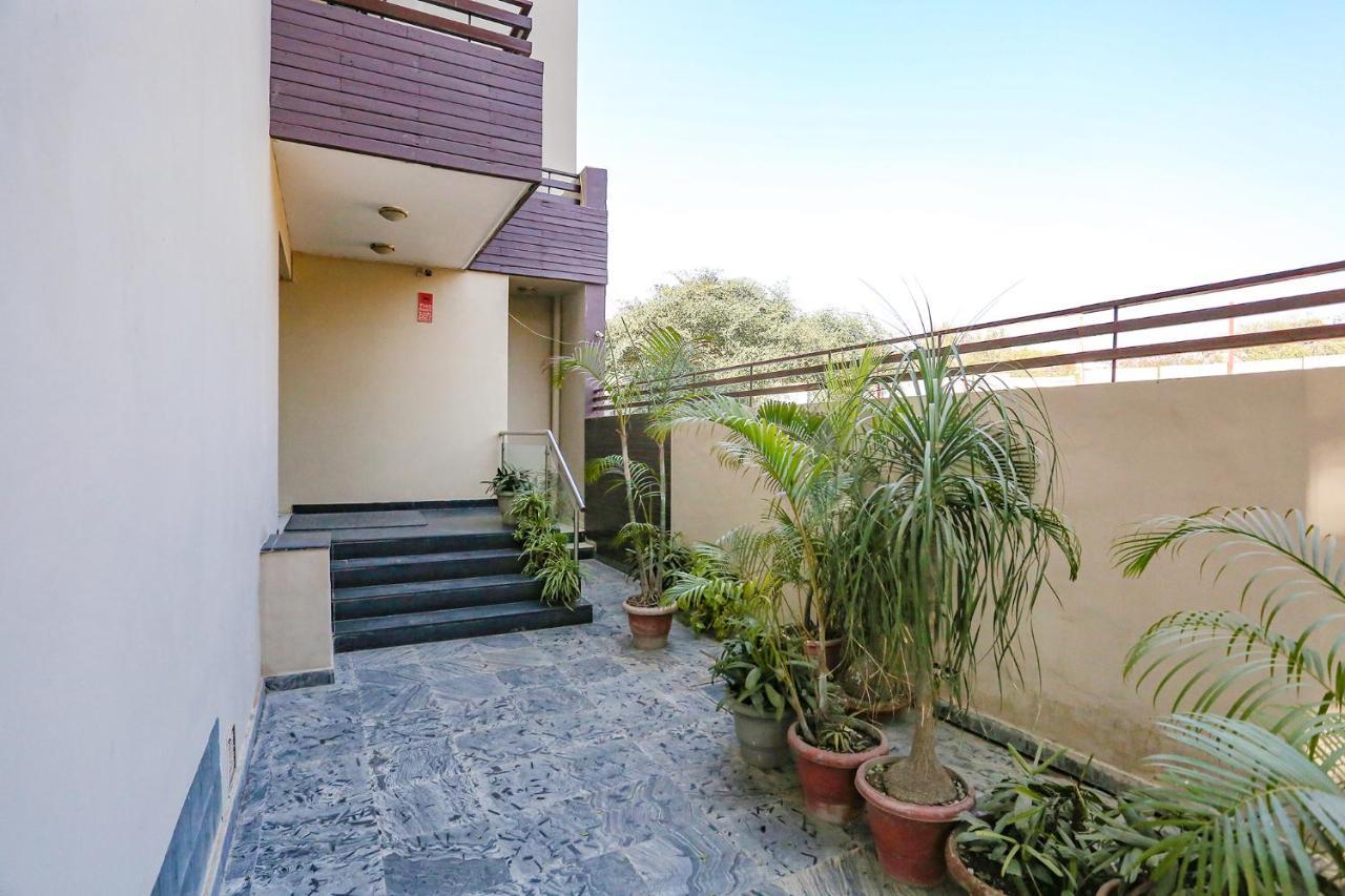 Fabhotel Posh Classic Gurgaon Eksteriør billede