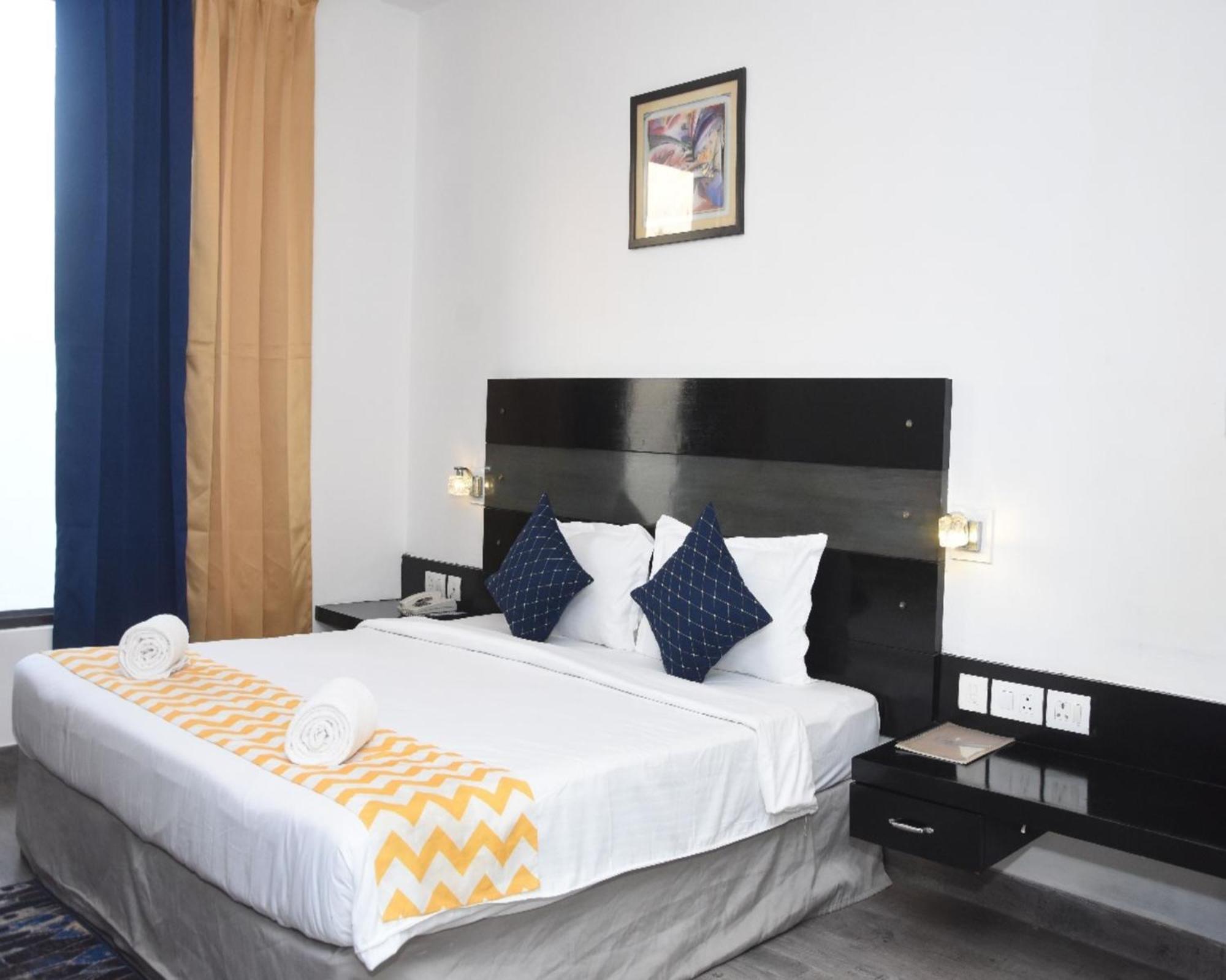 Fabhotel Posh Classic Gurgaon Eksteriør billede